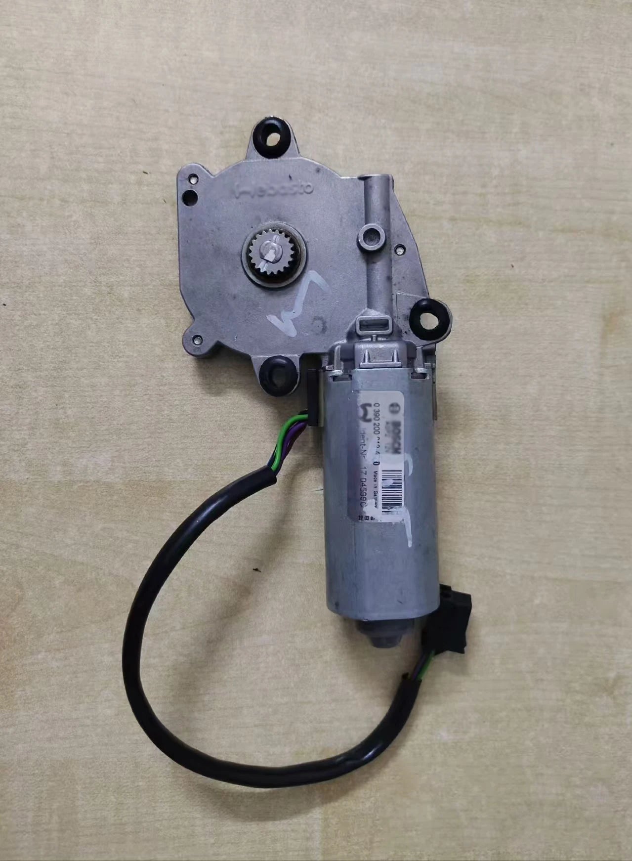 original Rear Sunroof Motor For Mercedes-Benz W211 E320 W221 S600 S65 AMG Sedan A2118202742 2118202742 48580907004 Refurbish
